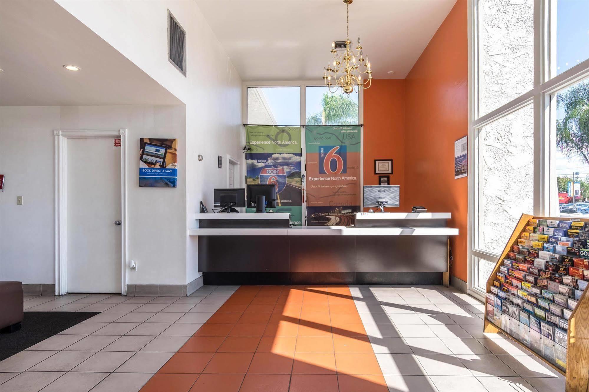 Motel 6-Redlands, Ca Esterno foto