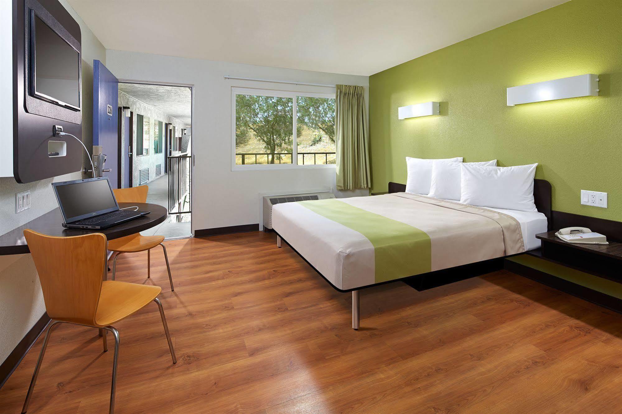 Motel 6-Redlands, Ca Esterno foto